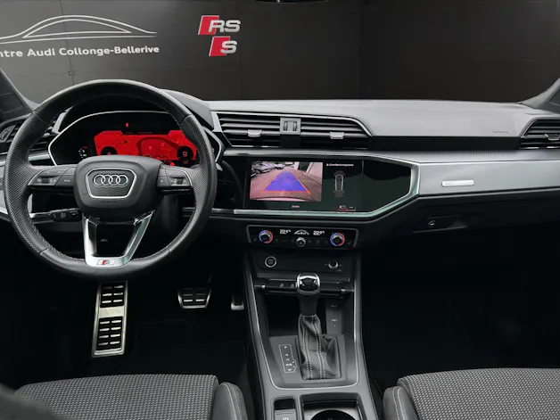 Audi Q3 35 TFSI S line Attraction S-tronic