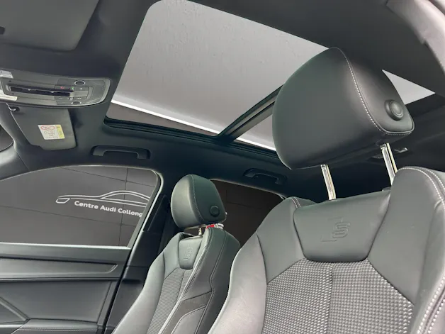 Audi Q3 35 TFSI S line Attraction S-tronic