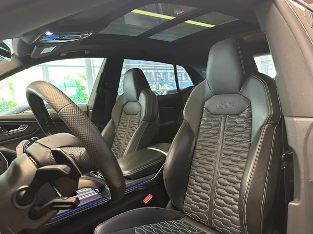 Audi RSQ8 quattro tiptronic
