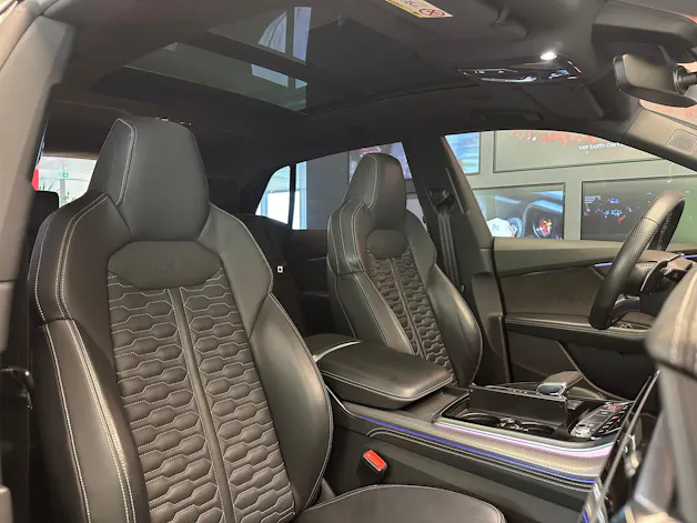 Audi RSQ8 quattro tiptronic