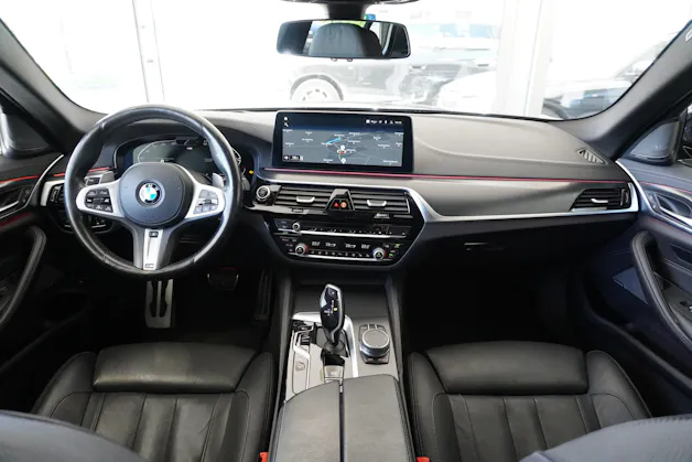 BMW 530d xDrive 48V Touring M Sport Steptronic