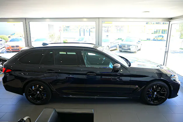 BMW 530d xDrive 48V Touring M Sport Steptronic