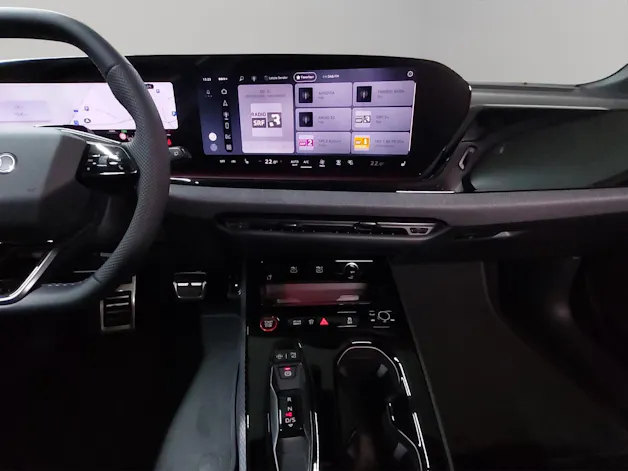 Audi A5 Avant e-hybrid quattro Attraction 220 kW S tronic