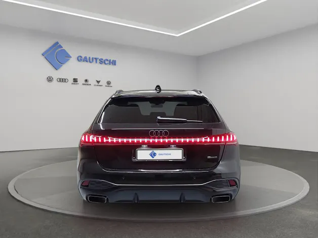 Audi A5 Avant e-hybrid quattro Attraction 220 kW S tronic