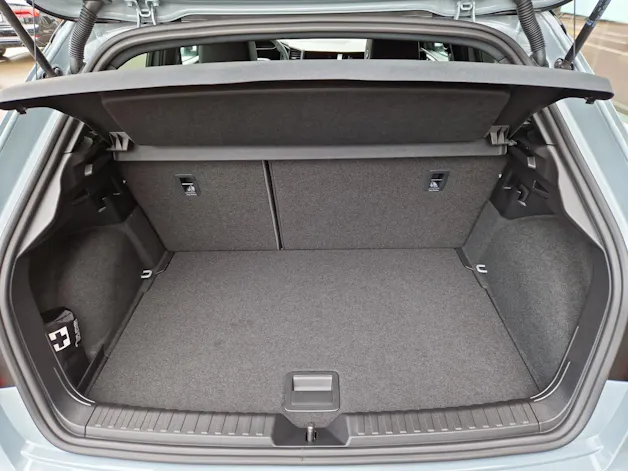 Audi A1 allstreet 30 TFSI Attraction S-tronic Pfeilgrau Metallic