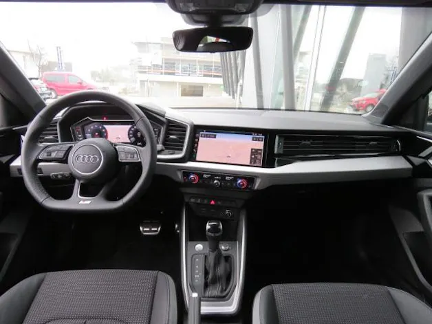 Audi A1 allstreet 30 TFSI Attraction S-tronic Pfeilgrau Metallic