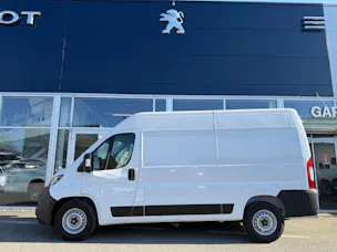 Peugeot Boxer 2.2 HDI 335 L2H2 EAT8