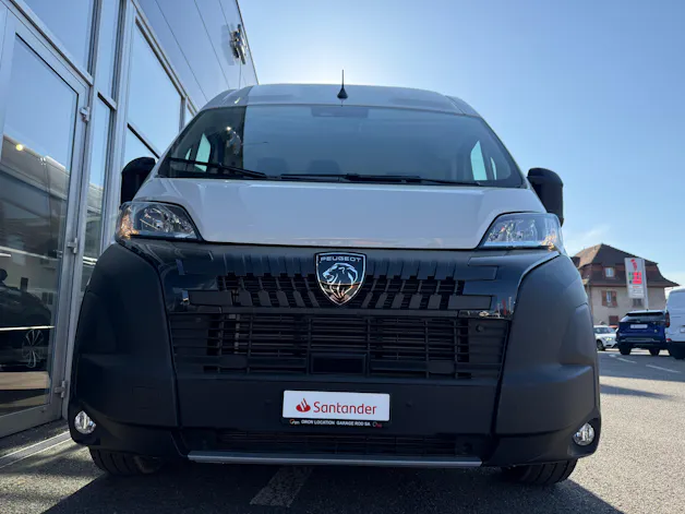Peugeot Boxer 2.2 HDI 335 L2H2 EAT8