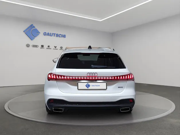 Audi A5 Avant e-hybrid quattro Attraction 220 kW S tronic