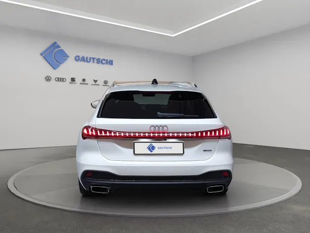 Audi A5 Avant e-hybrid quattro Attraction 220 kW S tronic