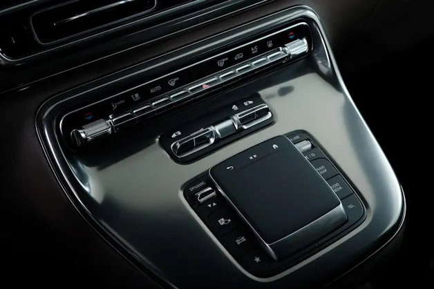 Mercedes-Benz V 300 d extralang 9G-Tronic