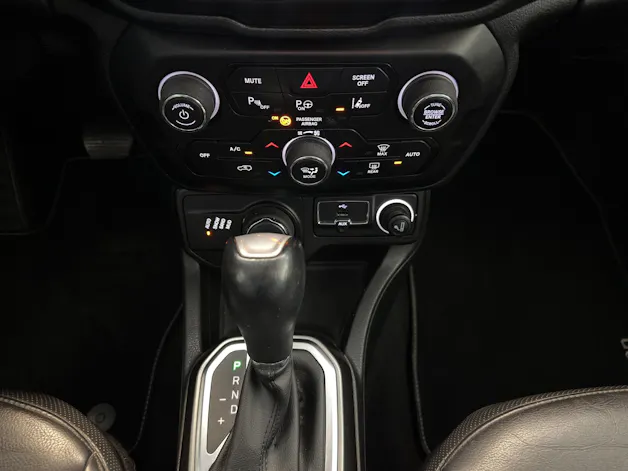 Jeep Renegade 1.3 Turbo Limited AWD