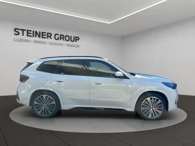 BMW iX1 xDrive 30 M Sport Pro