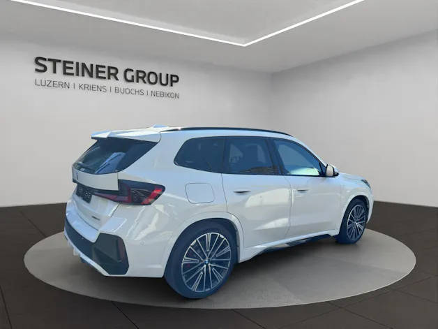 BMW iX1 xDrive 30 M Sport Pro