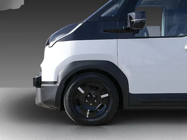 Kia PV5 L2 Cargo Essential