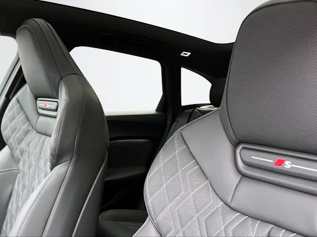 Audi S5 AV TFSI quattro 270 kW S t. 3000ccm 367PS/270kW 6 Zylinder V6 TFSI Benzin / mHEV