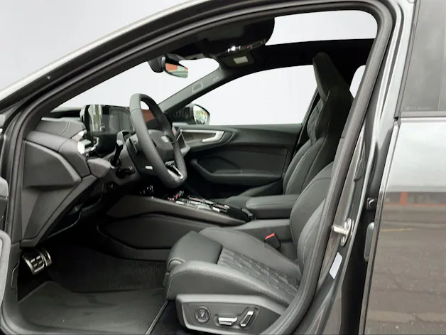 Audi S5 AV TFSI quattro 270 kW S t. 3000ccm 367PS/270kW 6 Zylinder V6 TFSI Benzin / mHEV
