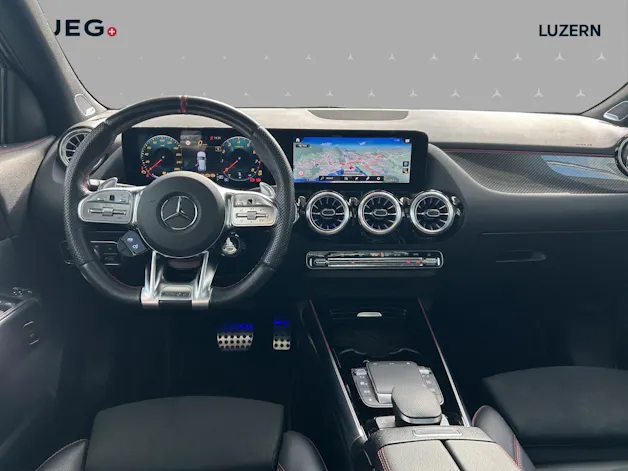 Mercedes-Benz GLA 35 AMG 4Matic 8G-Speedshift DCT