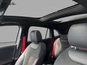 Mercedes-Benz GLA 35 AMG 4Matic 8G-Speedshift DCT