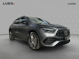 Mercedes-Benz GLA 35 AMG 4Matic 8G-Speedshift DCT