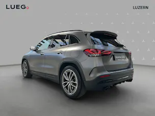 Mercedes-Benz GLA 35 AMG 4Matic 8G-Speedshift DCT