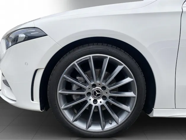 Mercedes-Benz A 200 AMG Line 4Matic