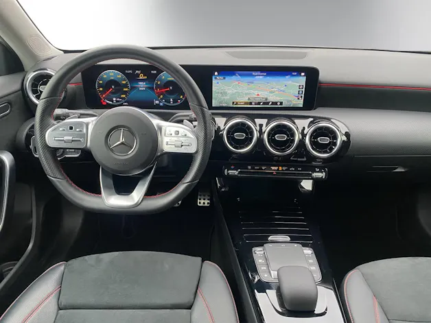 Mercedes-Benz A 200 AMG Line 4Matic