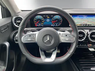 Mercedes-Benz A 200 AMG Line 4Matic