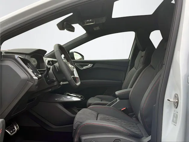 Audi Q4 e-tron 45 Swiss Ski quattro