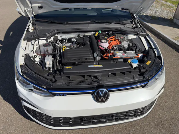 VW Golf VIII 1.4 TSI PHEV GTE DSG