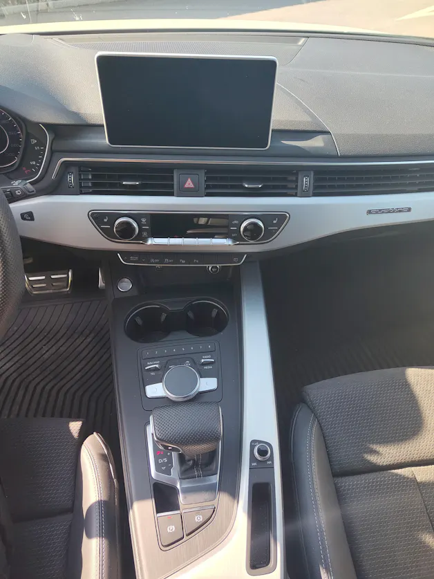 Audi A4 Avant 40 TDI Sport Attraction quattro S-tronic