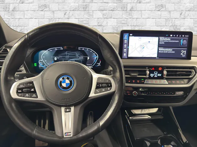 BMW iX3 Impressive