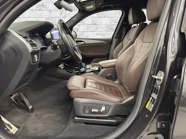 BMW iX3 Impressive