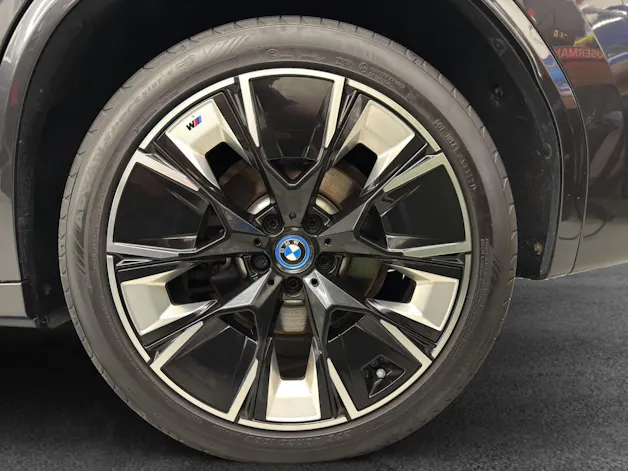 BMW iX3 Impressive
