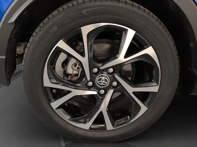 Toyota C-HR 1.8 HSD CVT Trend