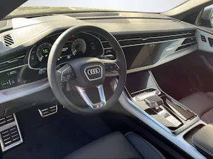 Audi Q8 SUV 3.0 TFSI e Attraction quattro 290 T-Tronic