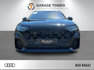 Audi Q8 SUV 290 kW TFSI/elektrisch