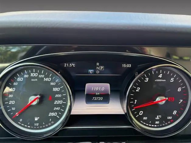 Mercedes-Benz E 200 Avantgarde 4Matic