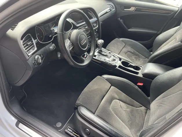 Audi A4 Avant 2.0 TFSI multitronic S-Line quattro