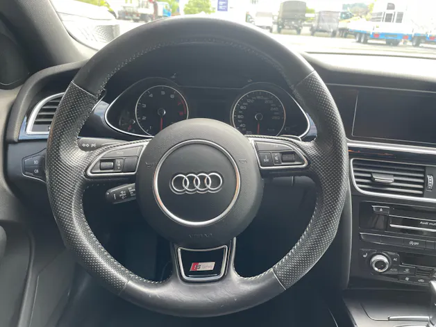 Audi A4 Avant 2.0 TFSI multitronic S-Line quattro