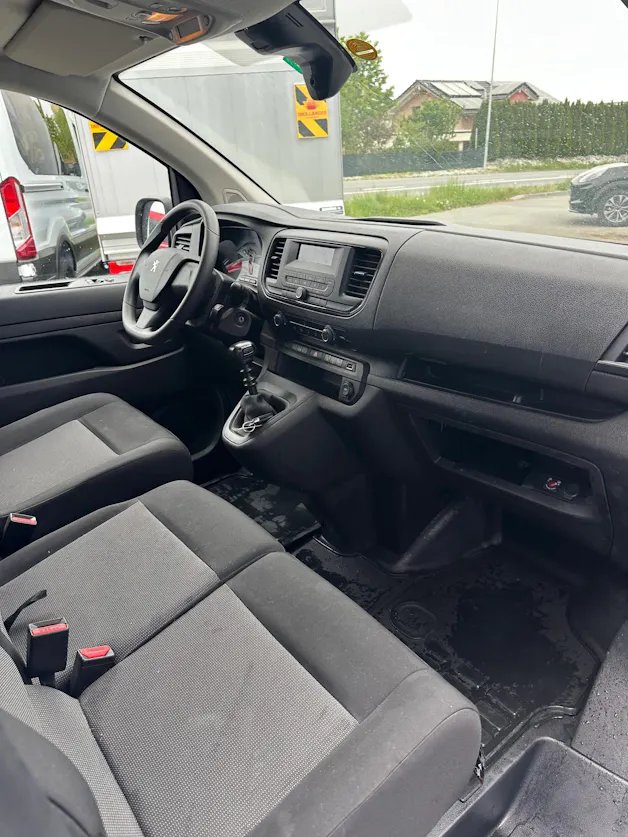 PEUGEOT Expert fourg. Standard 1.5 BlueHDi