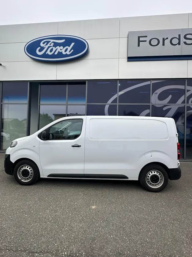 Peugeot Expert fourg. Standard 2.0 BlueHDi 145 S/S