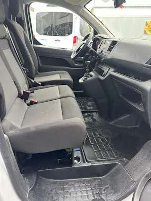 Peugeot Expert fourg. Standard 2.0 BlueHDi 145 S/S