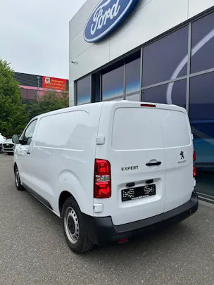 Peugeot Expert fourg. Standard 2.0 BlueHDi 145 S/S