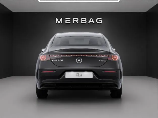 Mercedes-Benz CLA 200 8G-DCT 4Matic