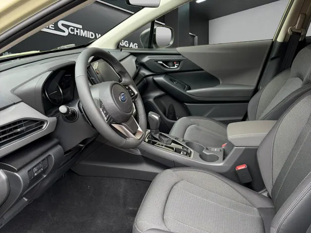 Subaru Crosstrek 2.0i e-Boxer Swiss Plus