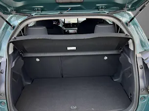 Toyota Yaris 1.5 VVT-i HSD Trend