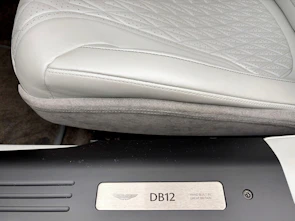 immagine del veicolo ASTON MARTIN DB12 Coupé 4.0 V8 Bi-Turbo