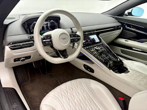 https://vehicle.imgix.net/4286685/6e26a6a2-9573-4b32-b018-fdb98ccbb7d9.jpeg