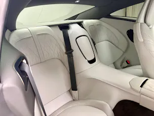 ASTON MARTIN DB12 Coupé 4.0 V8 Bi-Turbo